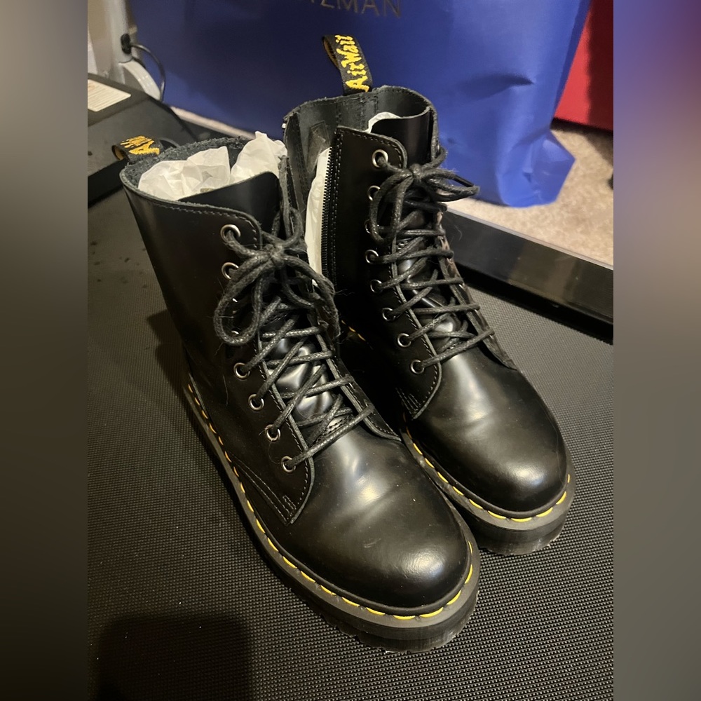 Dr Marten JADON BOOT SMOOTH LEATHER PLATFORMS